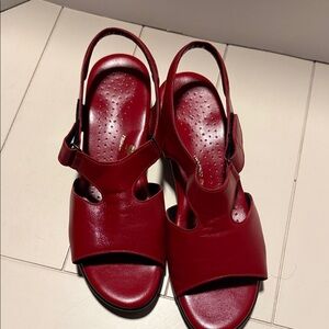 SAS Women's Red Leather Slingback Sandals